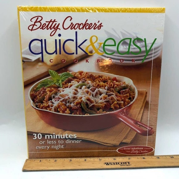 Betty Crocker Quick & Easy Cookbook NIP Dinner - Picture 7 of 8